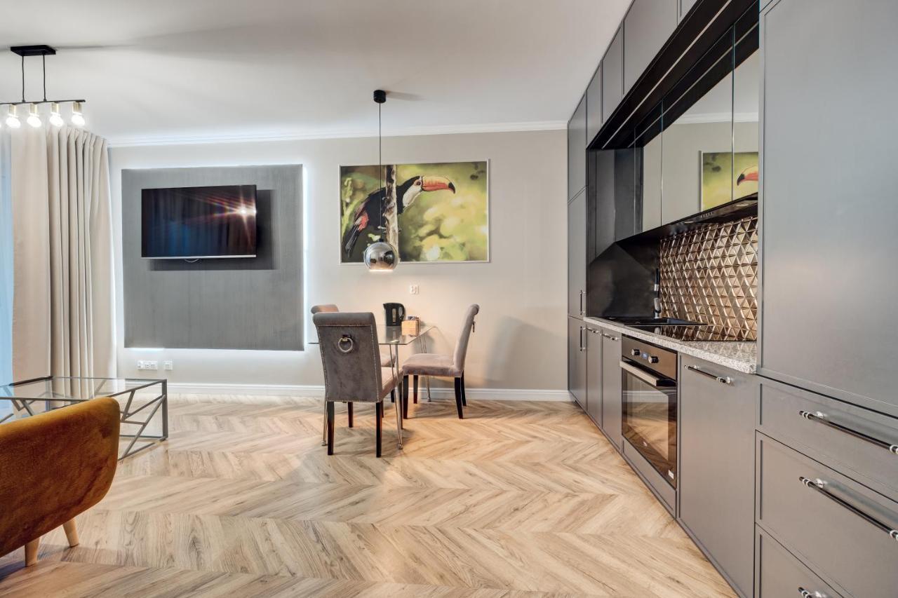 Nova Oasis Garden Apartment ชเตชชิน ภายนอก รูปภาพ