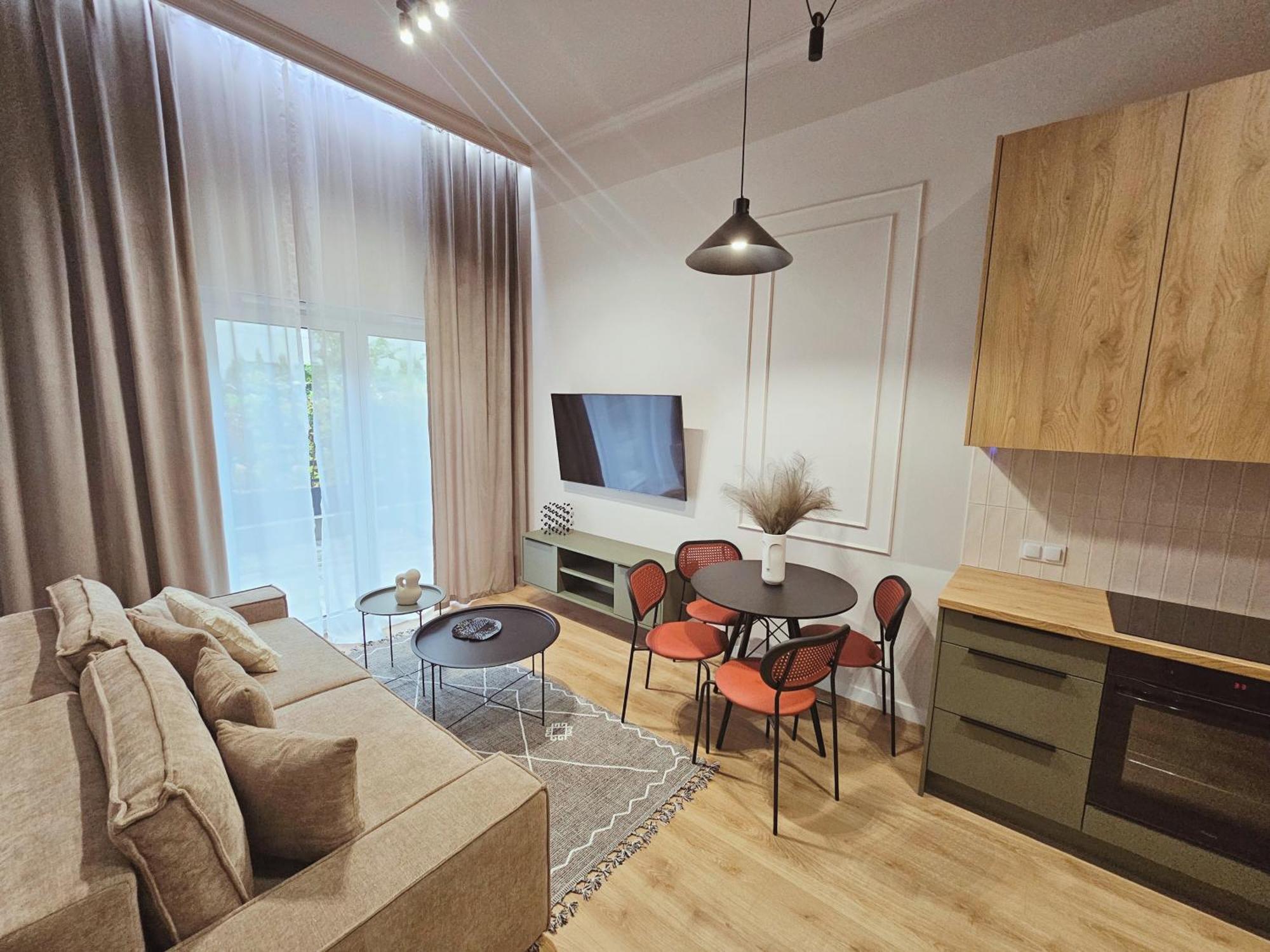Nova Oasis Garden Apartment ชเตชชิน ภายนอก รูปภาพ