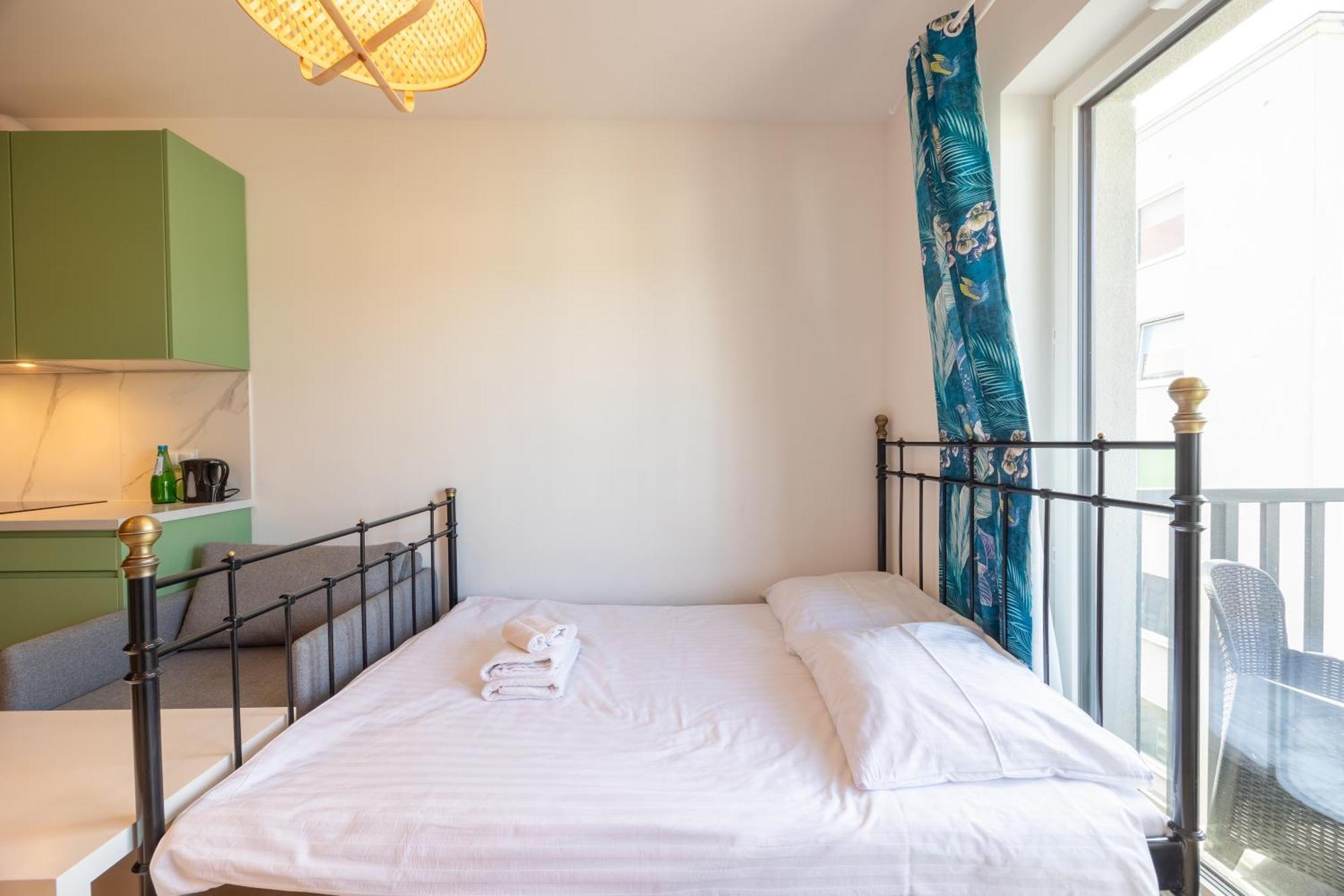 Nova Oasis Garden Apartment ชเตชชิน ภายนอก รูปภาพ